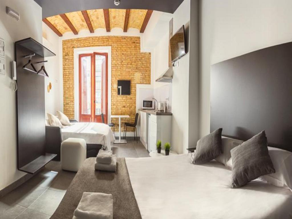 Studio (2 Adultes + 2 Enfants)