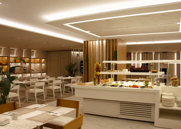 Resort: Sh Valencia Palace